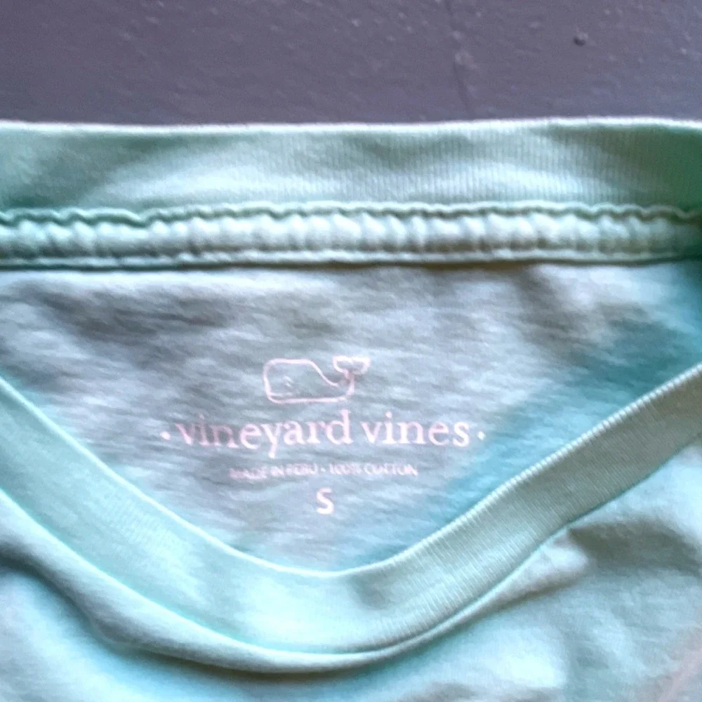 Vineyard Vines VV-98 Whale Logo Long Sleeve Pocket T-Shirt‎ Light Green Men's S